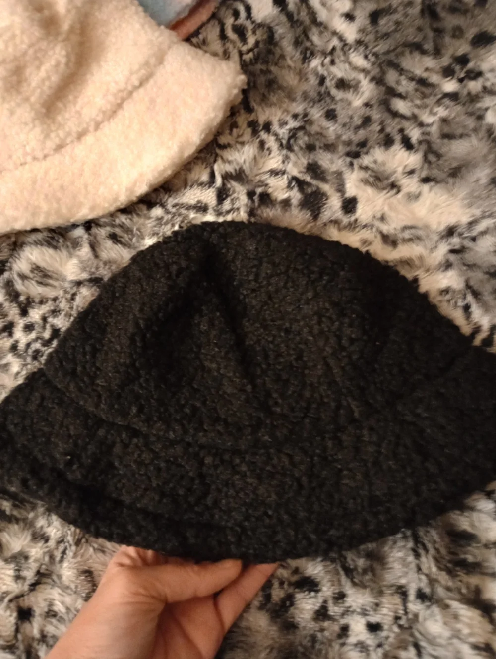 NWT (3) Fleece Plush Bucket Hat - Ivory Cream, Multicolor & Black - Picture 11 of 12